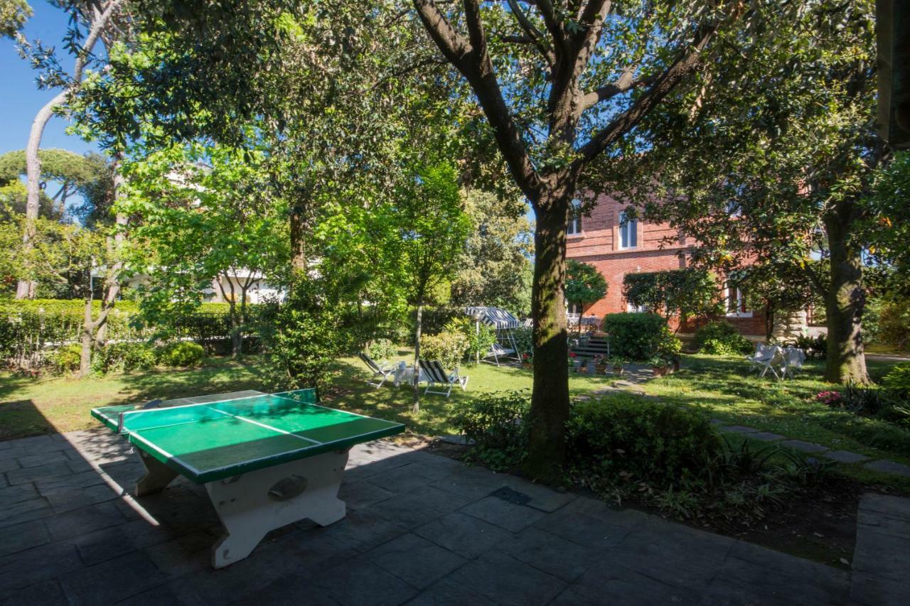 Villa Italy Marina di Pietrasanta Buitenkant foto