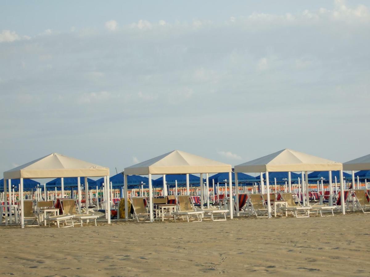 Villa Italy Marina di Pietrasanta Buitenkant foto